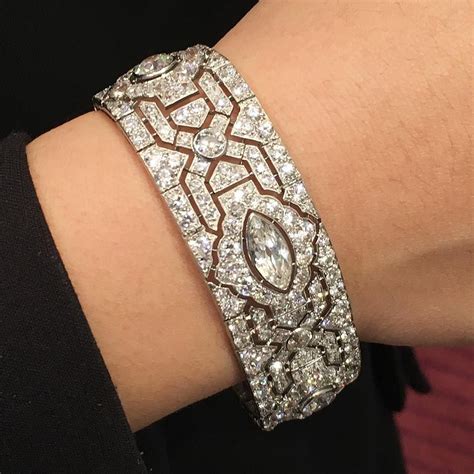 cartier sends jewels to auction|Magnificent Jewels .